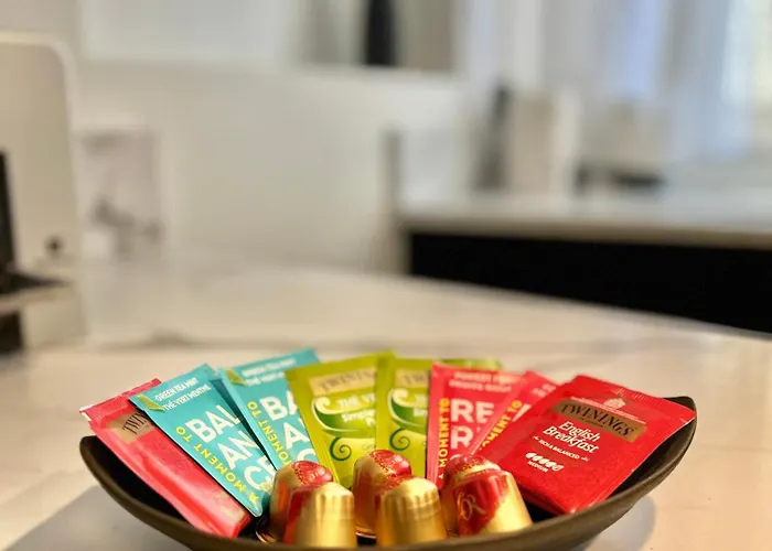 Malaussena - Reception 24&7 - Center Liberation Apartament